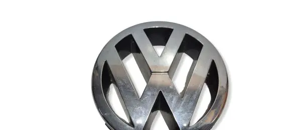 Volkswagen Polo Manufacturer badge logo/emblem 1J5853601A