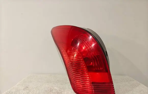 Peugeot 308 Rear/tail lights 