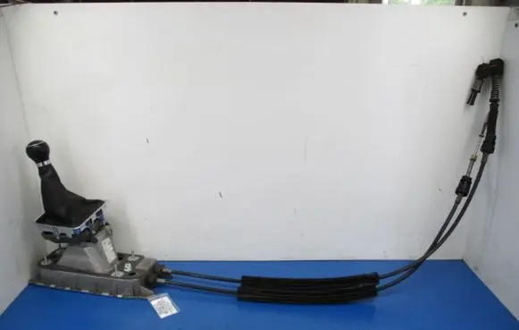 Volkswagen Tiguan Gear shift rod 5N0711049G