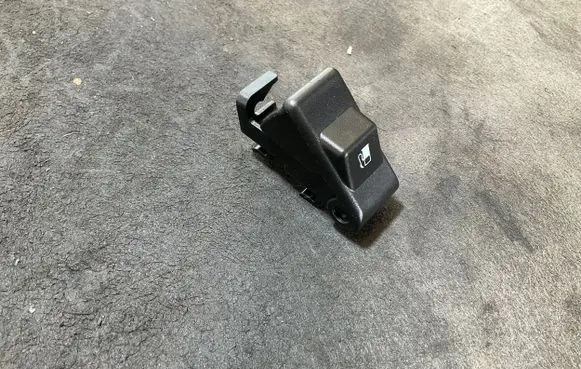 Mazda 2 Fuel cap release pull handle 