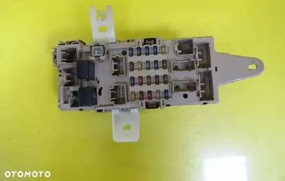 Lexus GS 300 350 430 450H Fuse box set 89226-30040