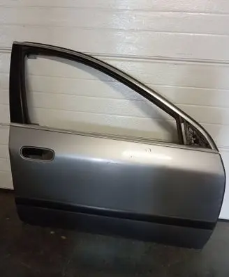 Peugeot 607 Front door