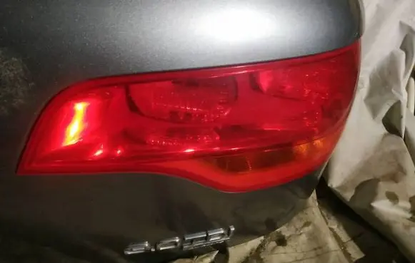 Audi Q7 4L Tailgate rear/tail lights