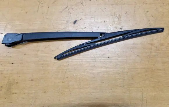 Mazda CX-7 Rear wiper blade arm