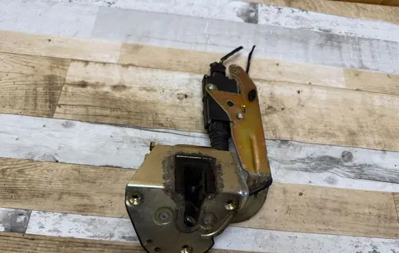 Rear door lock