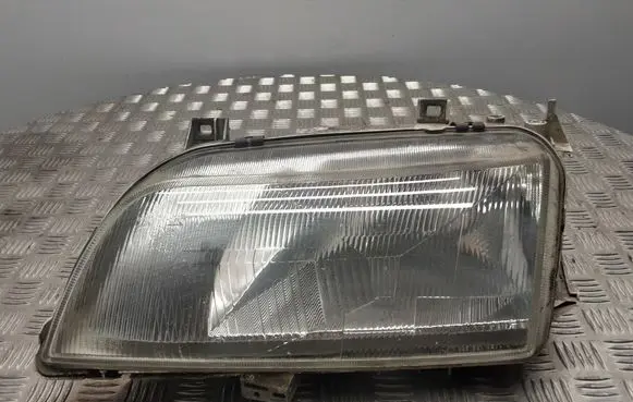 Volkswagen Sharan Headlight/headlamp 1305235254