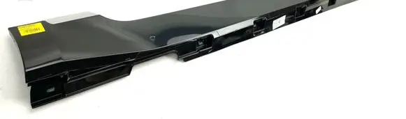 Foot area side trim