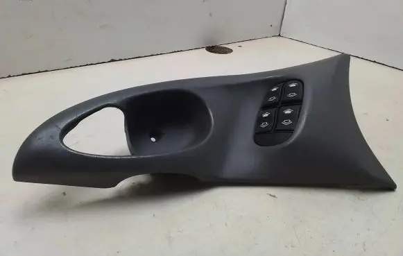 Ford Focus Electric window control switch 98ABA22621