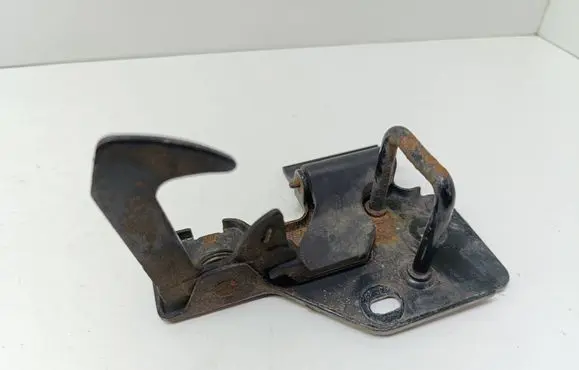 Seat Altea Engine bonnet/hood lock/latch loop/hook 5P0823480