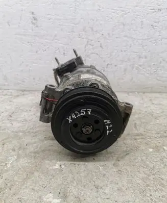 Land Rover Range Rover Velar Air conditioning (A/C) compressor (pump) CPLA19D629BH