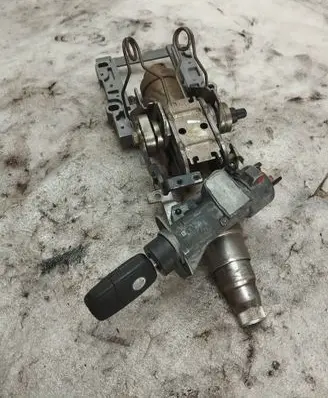 Steering wheel axle set