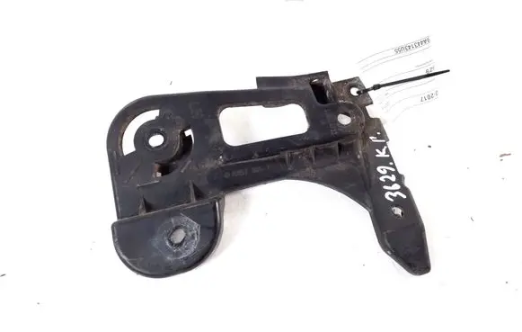 Mercedes-Benz R W251 Front bumper mounting bracket A2518850414