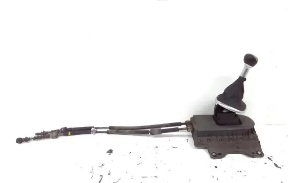 Fiat 500L Gear shifter/selector 00014618