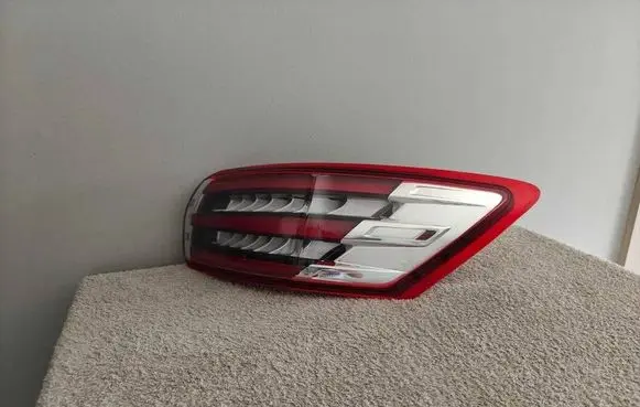 Rear/tail lights
