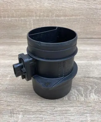 Volkswagen Caddy Mass air flow meter 03L906461A 0281002956