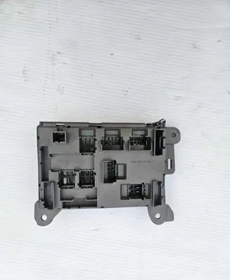 BMW X5 E70 Fuse box set B010105300