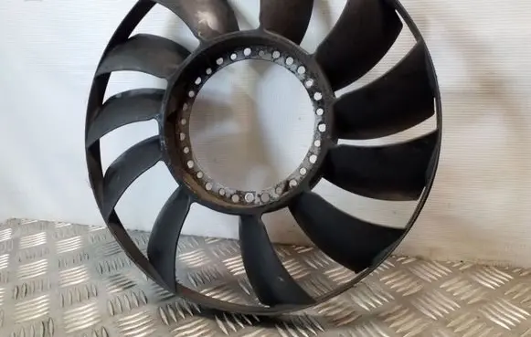 Audi A6 S6 C5 4B Fan impeller 059121301