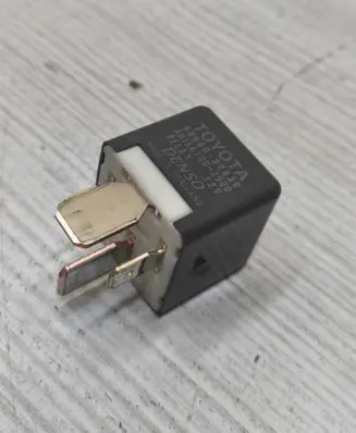 Toyota C-HR I Other relay 9008087030