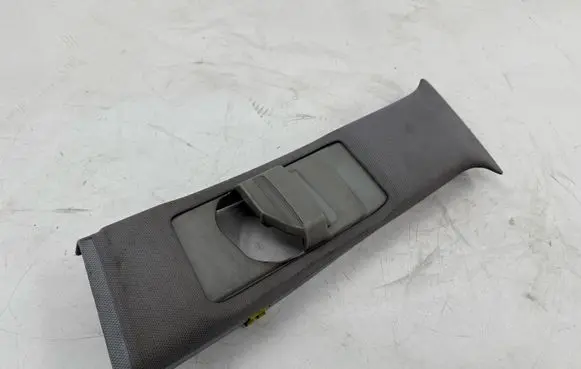 Mercedes-Benz C W203 (B) pillar trim (top) A2036900930