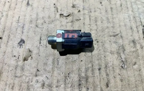 Renault Modus Detonation knock sensor 8200680689