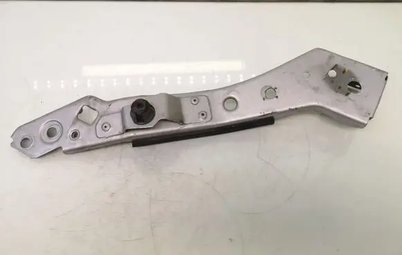 Renault Megane III Headlight/headlamp mounting bracket 6251306E