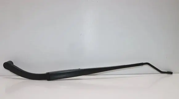 Nissan Altima Windshield/front glass wiper blade 000000