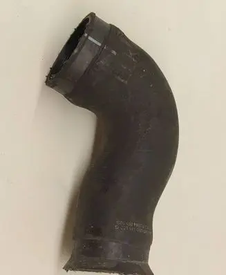 Audi A4 S4 B7 8E 8H Intercooler hose/pipe 8E0145837G 115684