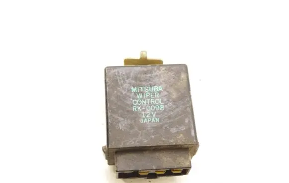 Subaru Legacy Window wiper relay 