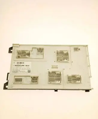 Mercedes-Benz B W246 W242 SAM control unit A1569007702 A1569021400 1569011400