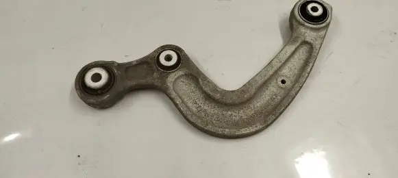 Audi A4 S4 B9 Rear control arm 8w0505361e 8w0505361