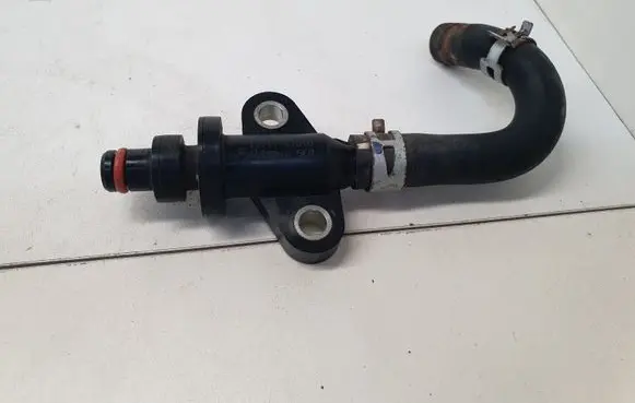 Toyota Auris E180 Breather hose/pipe 1221747010
