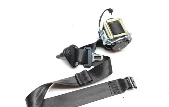 Renault Espace V (RFC) Rear seatbelt L001633 031115 0220R00000