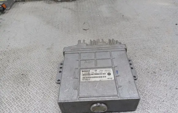 Chrysler Voyager Engine control unit/module 0281001708 P04686661AC