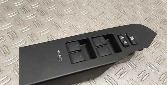Toyota Auris E180 Electric window control switch 7423202E20 7423202E30