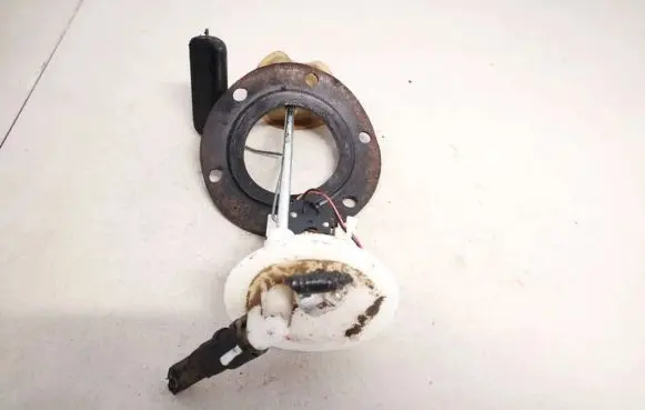 Subaru B9 Tribeca Fuel level sensor 