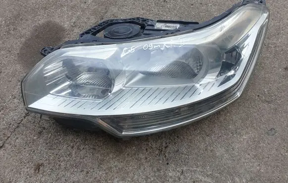 Citroen C5 Headlight/headlamp 9684845580