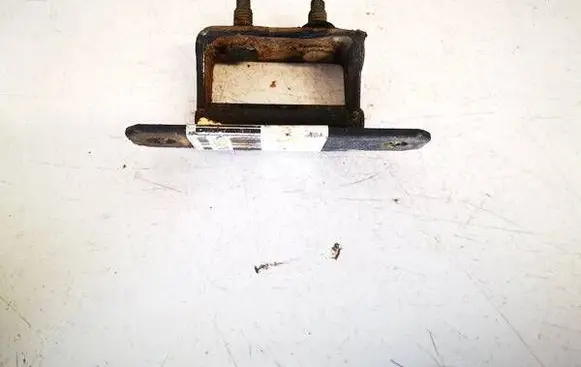 Nissan X-Trail T30 Tailgate/trunk/boot hinge