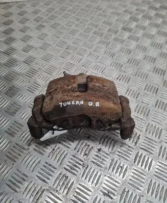 Volkswagen Touran I Front brake caliper