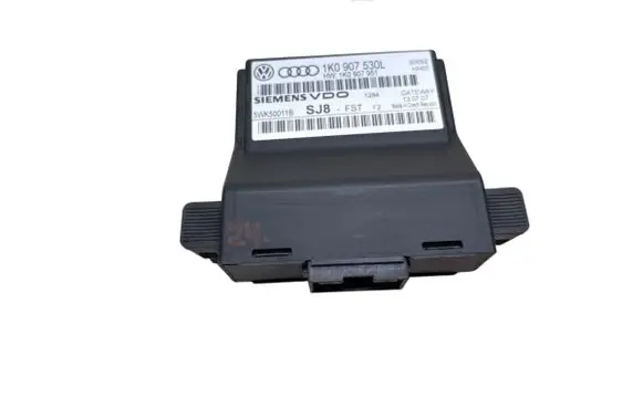Volkswagen Golf V Gateway control module 1K0907530L
