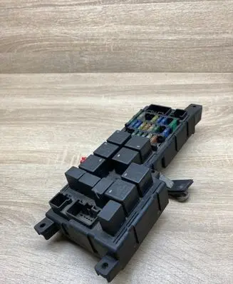 Volvo S60 Fuse module 9452993 518323118