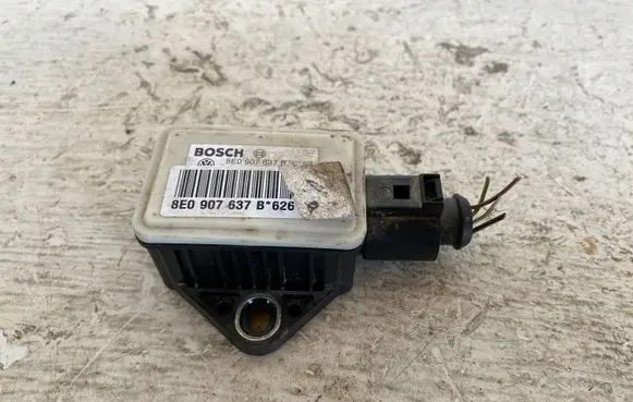 Audi A6 S6 C6 4F ESP acceleration yaw rate sensor 8E0907637B