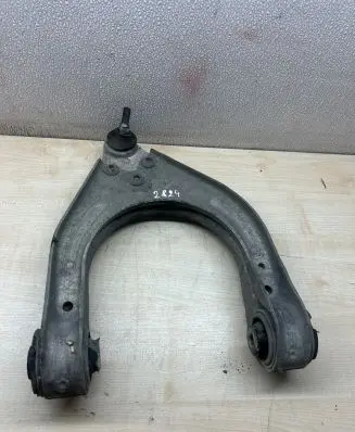 Mercedes-Benz E W211 Front lower control arm/wishbone