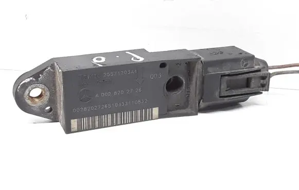 Mercedes-Benz E W211 Airbag deployment crash/impact sensor A0028202726