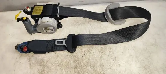 Hyundai ix35 Front seatbelt 888202Y210