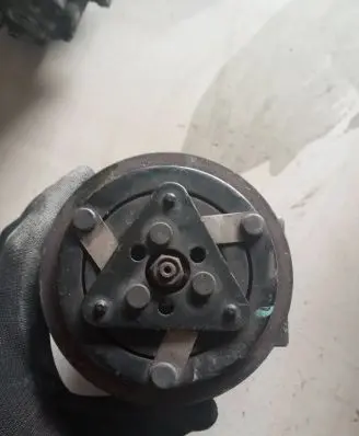 Volvo V50 Air conditioning (A/C) compressor (pump) SD7V161249