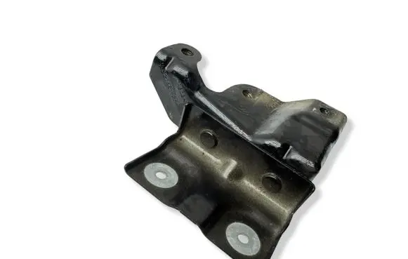 Land Rover Evoque I Fender mounting bracket BJ3216E128A