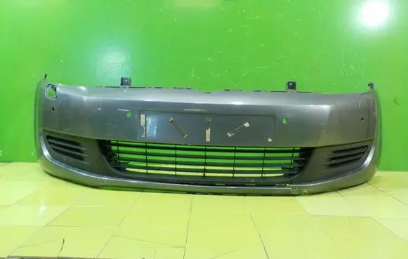 Volkswagen Golf Plus Front bumper PRZOD XP119
