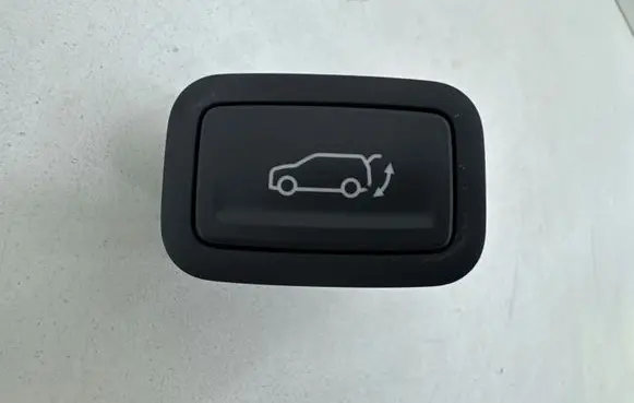 KIA EV3 Tailgate/boot open switch button 81880EV100