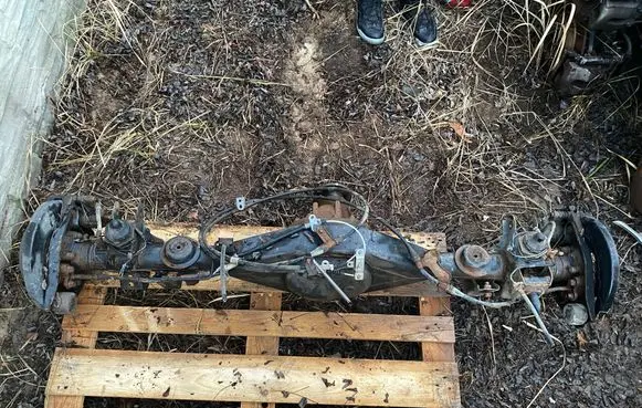 Nissan Navara D23 Rear axle beam with reductor 