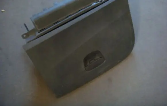 Seat Ibiza IV (6J,6P) Glove box